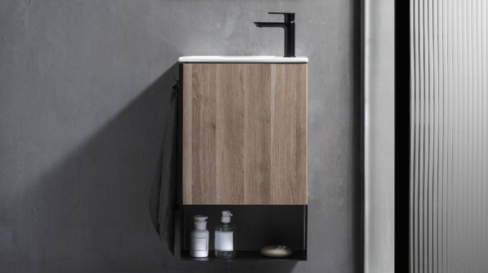 Os móveis de casa de banho pequenos, como este, oferecem soluções práticas sem sacrificar a estética.